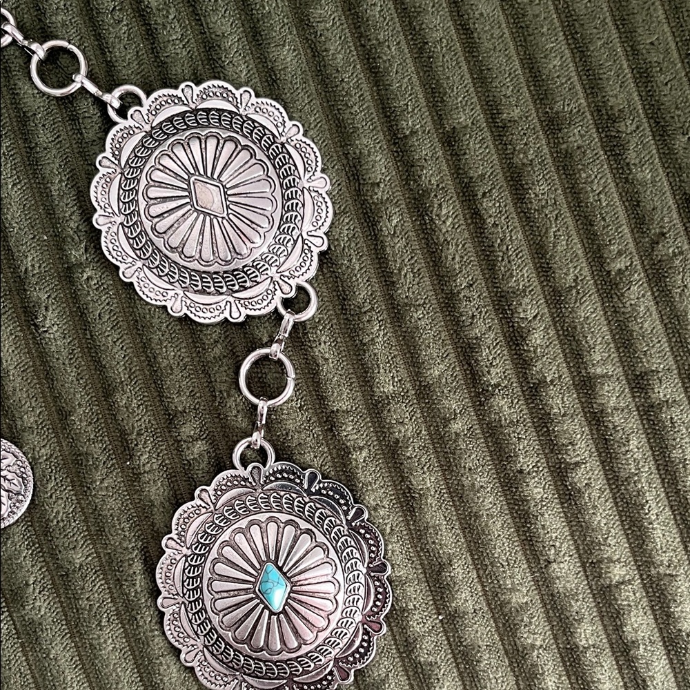 Francesca's Collections Silver and Turquoise Belt - Picture 4 of 4